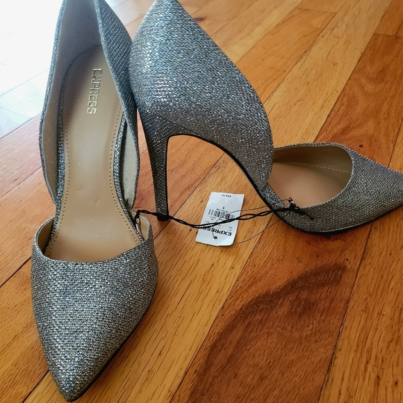 NWTs express metallic silver d'orsay pumps - Picture 6 of 8
